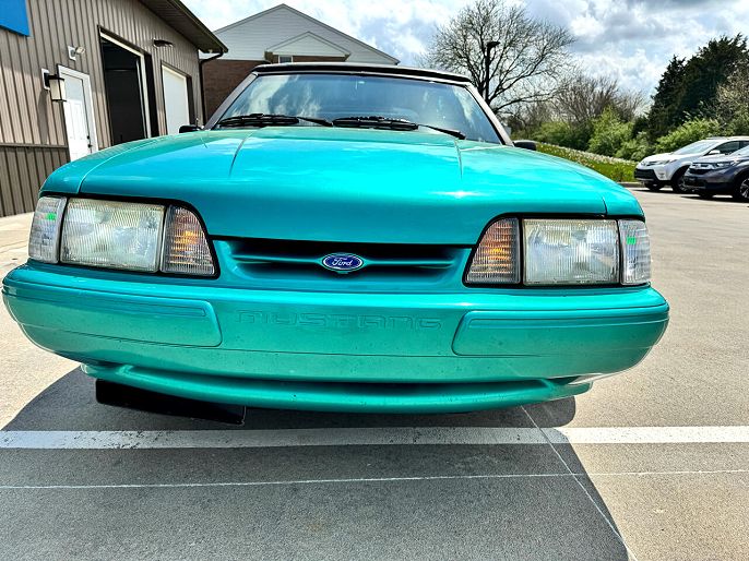 1992 Ford Mustang