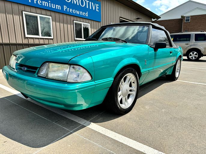 1992 Ford Mustang
