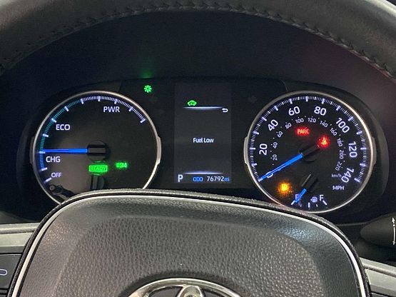 2022 Toyota RAV4 Hybrid XLE Premium photo 9