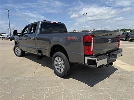 2025 Ford F-250