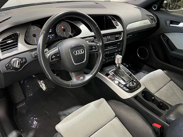 2012 Audi S4 Prestige image 28