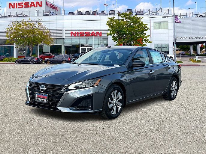 2025 Nissan Altima