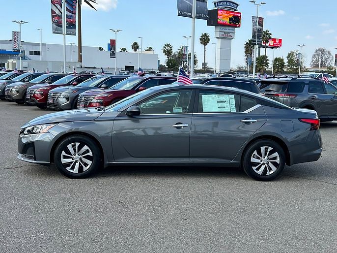 2025 Nissan Altima