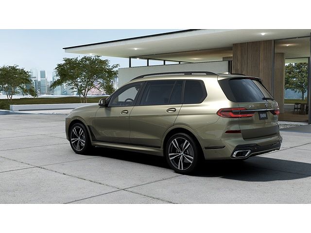 2025 BMW X7