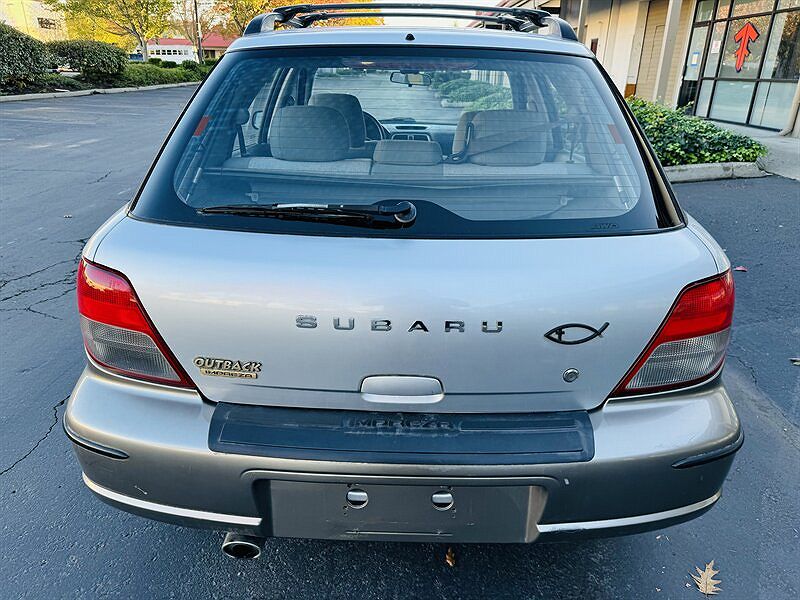 2003 Subaru Impreza Outback Sport image 3