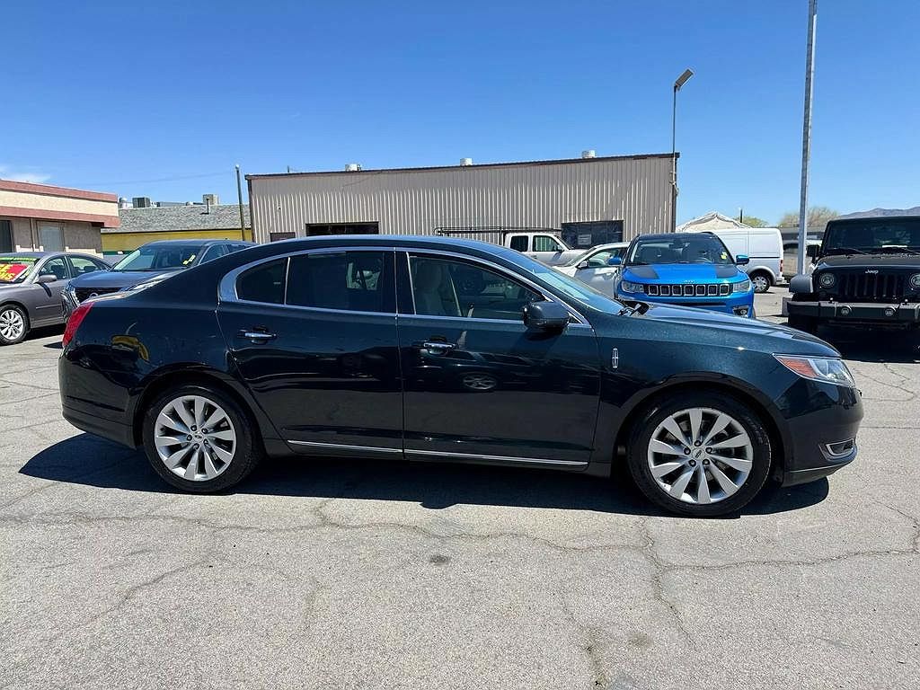 2014 Lincoln MKS null image 13