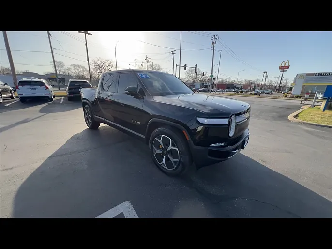 2022 Rivian R1T