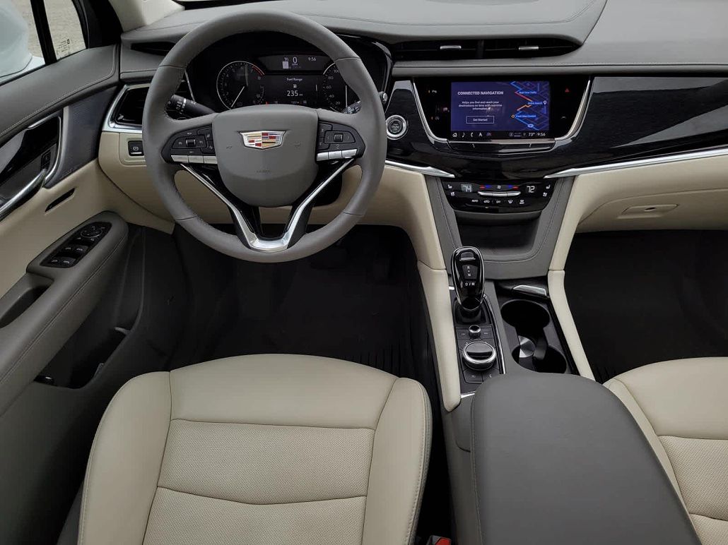 2024 Cadillac XT6 Premium Luxury image 4