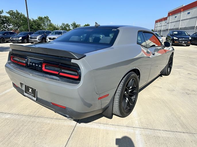 2017 Dodge Challenger