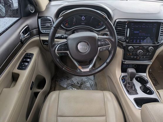 2019 Jeep Grand Cherokee Overland photo 9