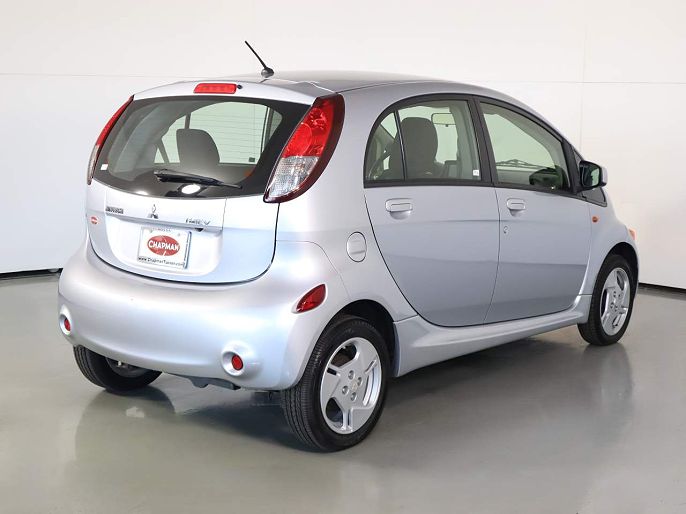 2016 Mitsubishi i-MiEV