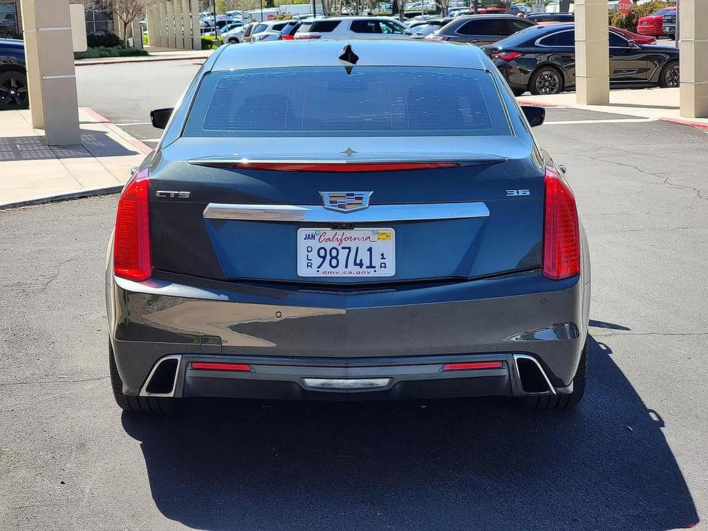 2018 Cadillac CTS Premium Luxury image 5