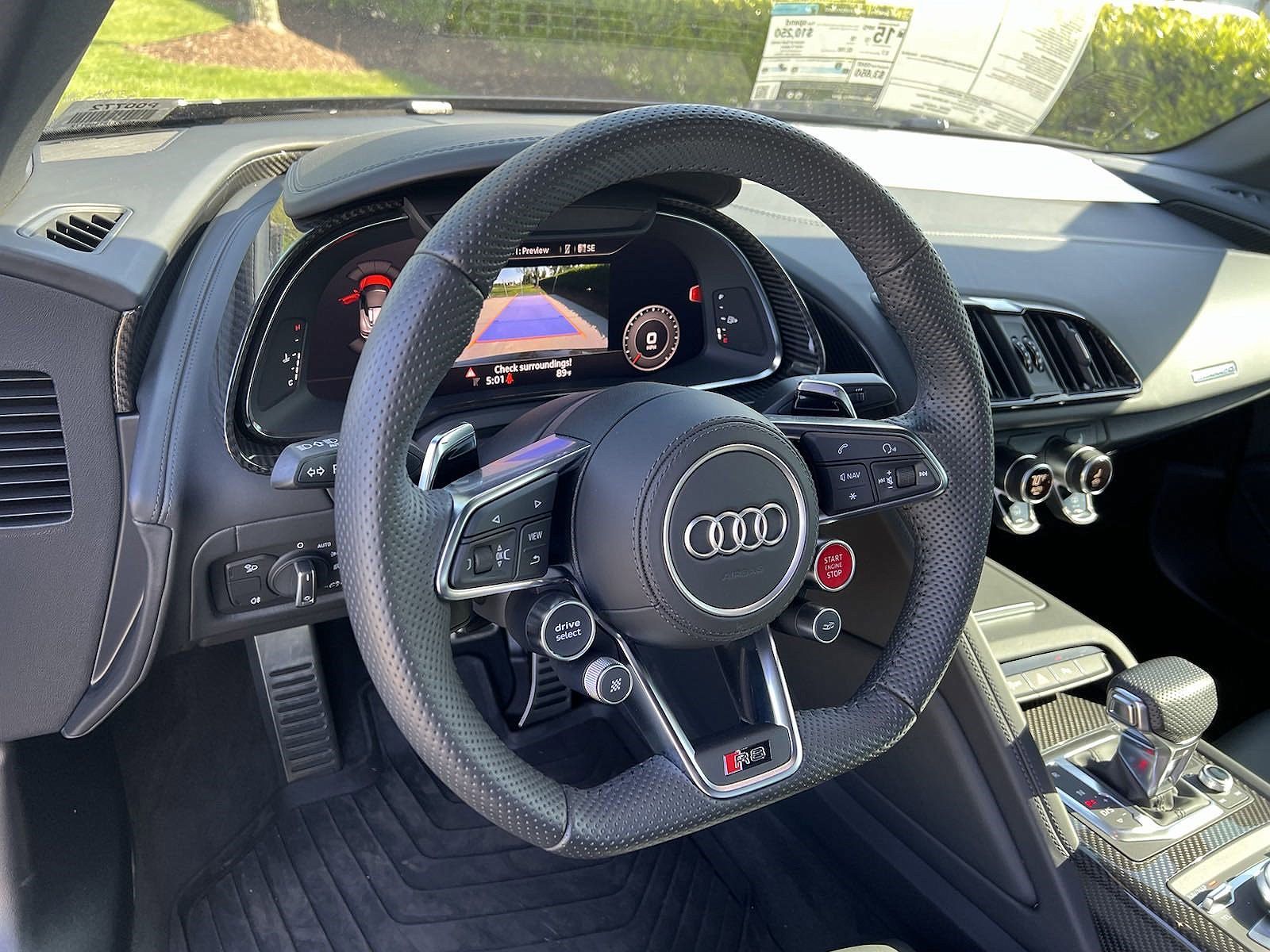 2023 Audi R8 5.2 image 16