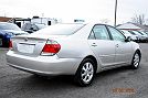 2005 Toyota Camry XLE image 34