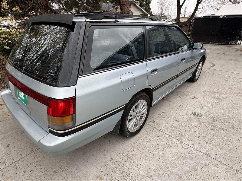 1994 Subaru Legacy L image 4