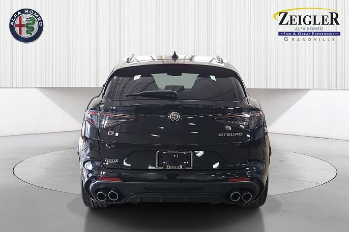 2024 Alfa Romeo Stelvio