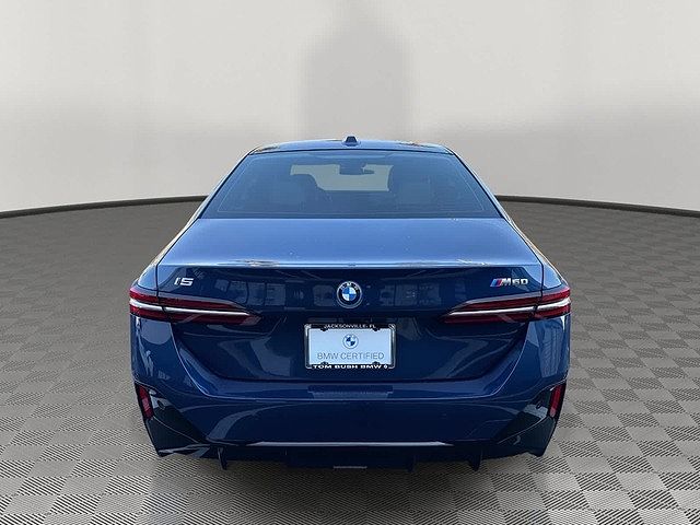 2025 BMW i5