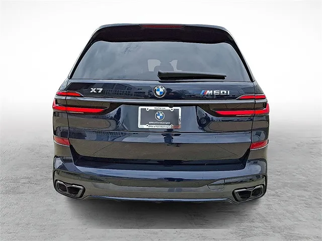 2025 BMW X7