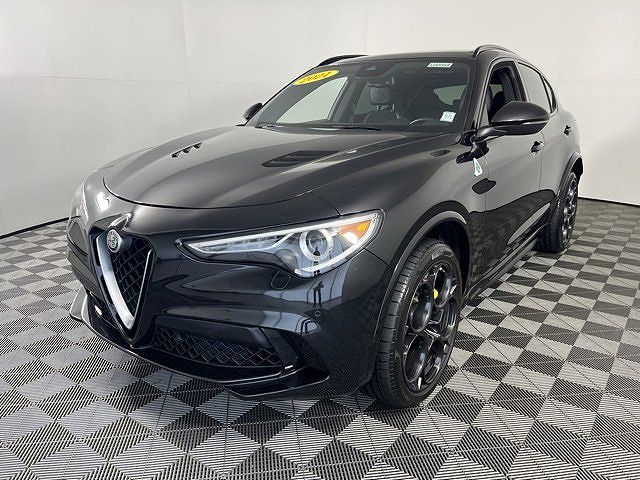 2021 Alfa Romeo Stelvio
