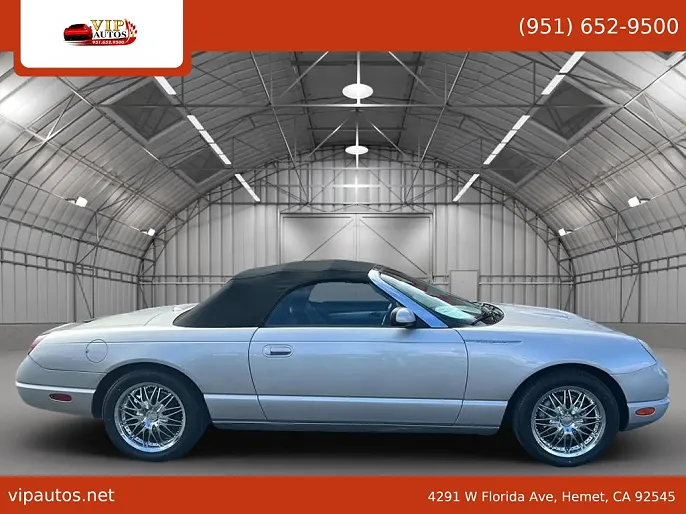 2005 Ford Thunderbird