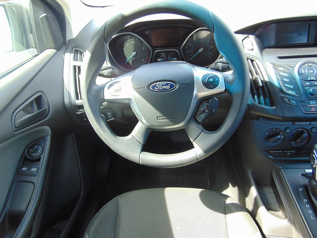 2013 Ford Focus S image 17