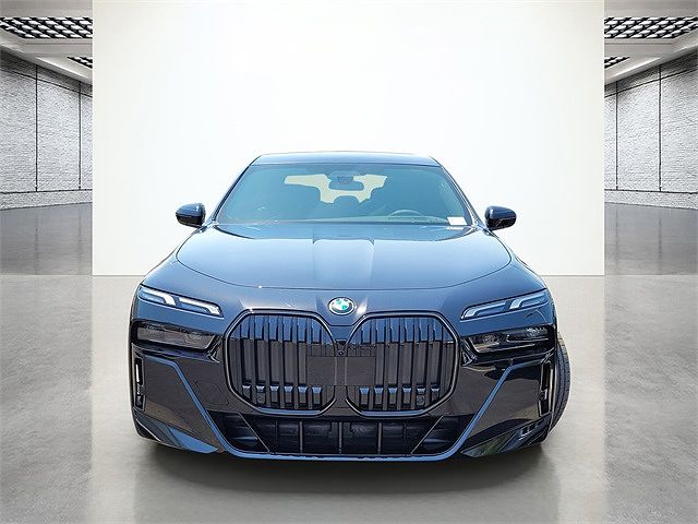 2025 BMW i7