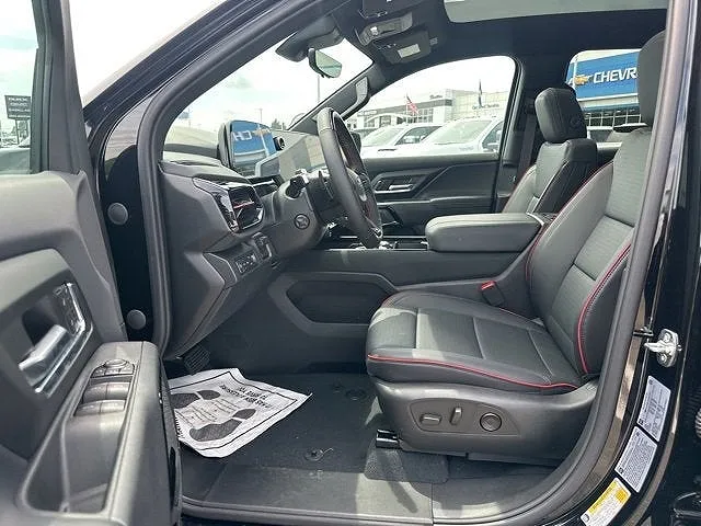 2025 Chevrolet Silverado EV