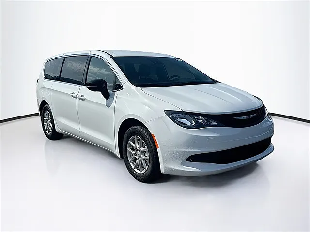 2025 Chrysler Voyager