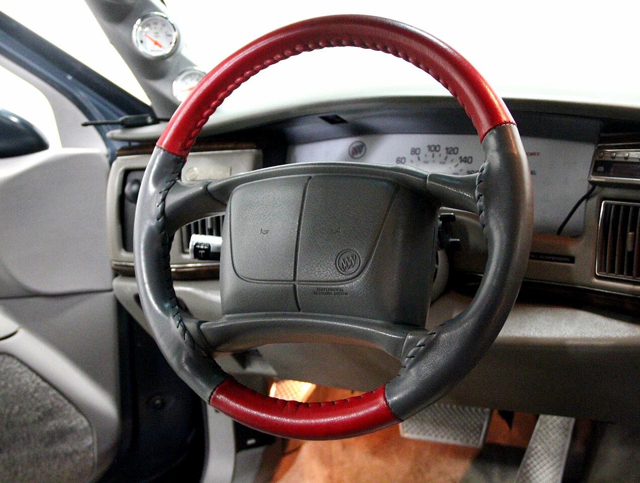 1994 Buick Roadmaster Base image 71