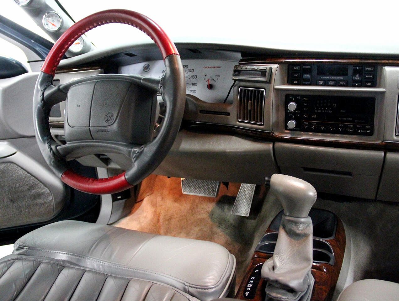 1994 Buick Roadmaster Base image 72