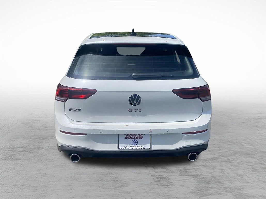 2024 Volkswagen Golf SE image 5