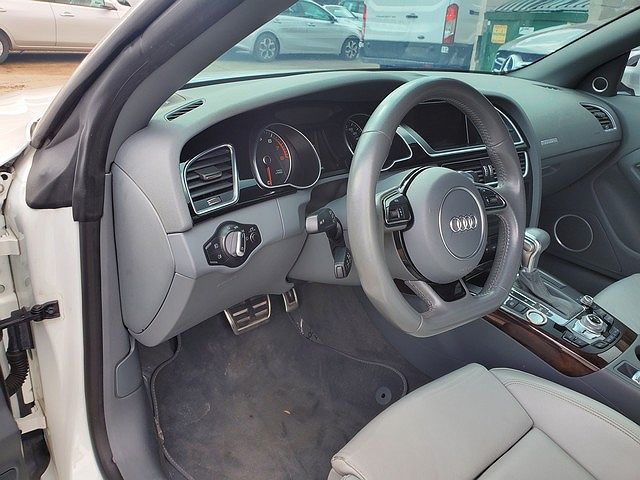 2017 Audi A5 Sport image 12