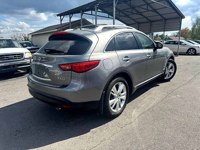 2012 Infiniti FX35