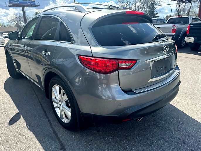 2012 Infiniti FX35