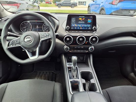 2024 Nissan Sentra SV photo 11