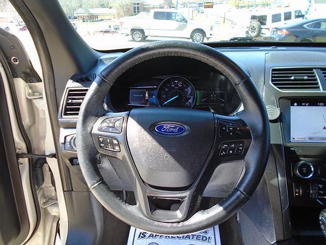 2018 Ford Explorer XLT image 22