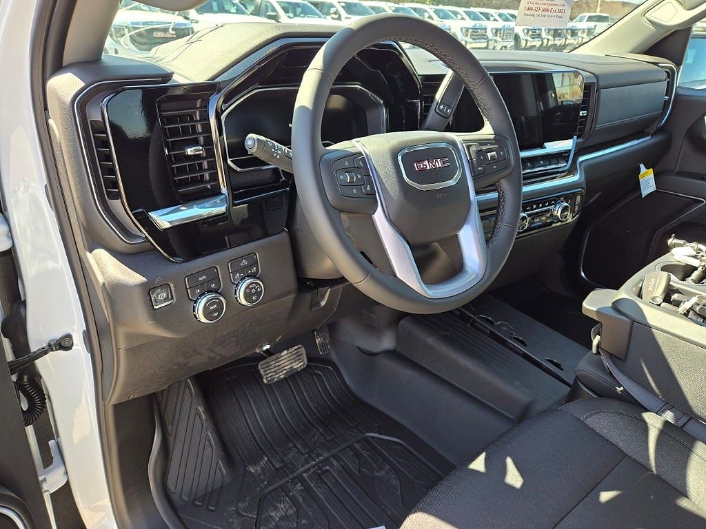 2025 GMC Sierra 1500