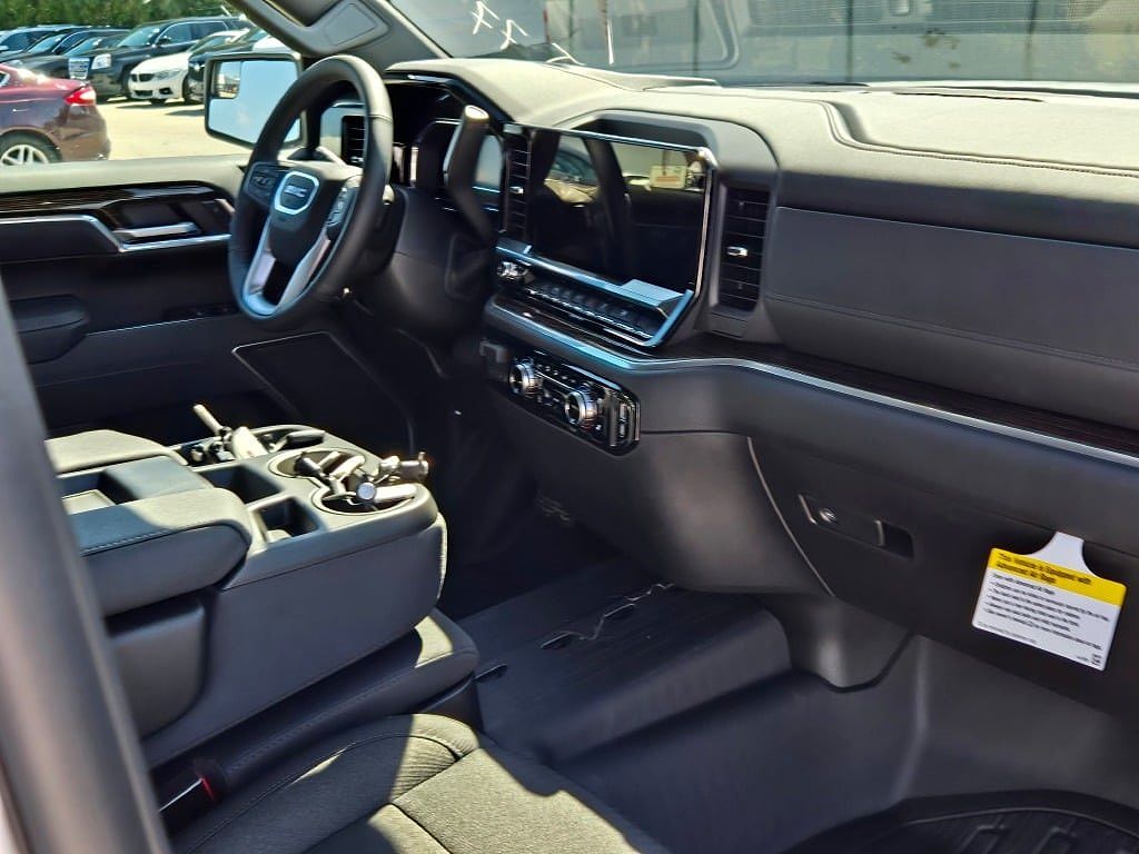 2025 GMC Sierra 1500