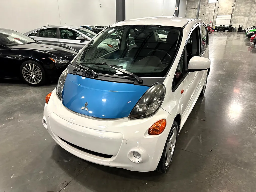 2012 Mitsubishi i-MiEV SE image 1