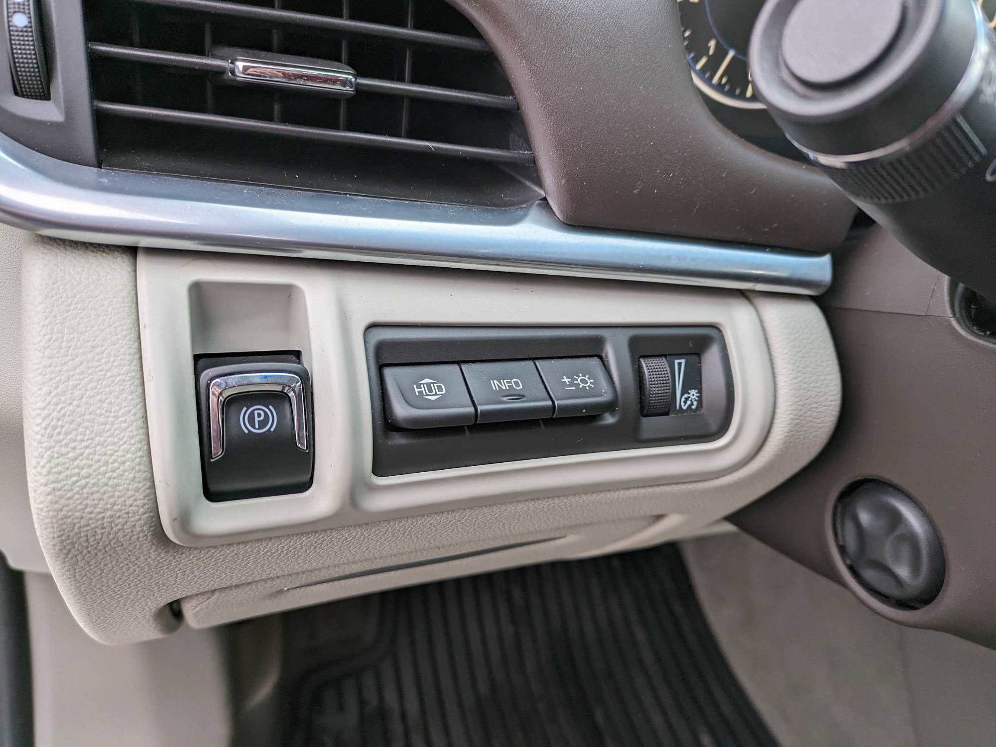 2015 Cadillac XTS Platinum image 19