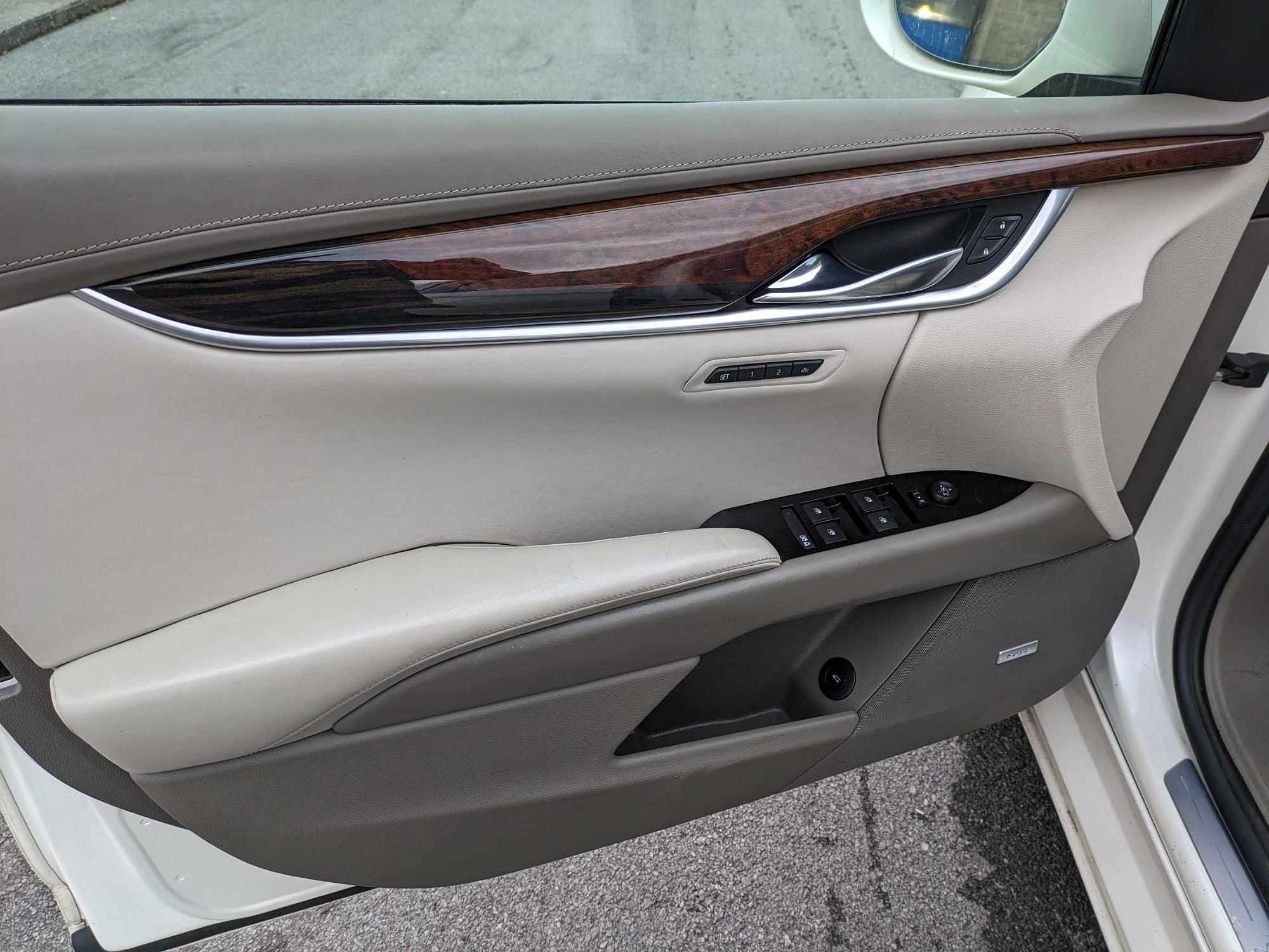 2015 Cadillac XTS Platinum image 5