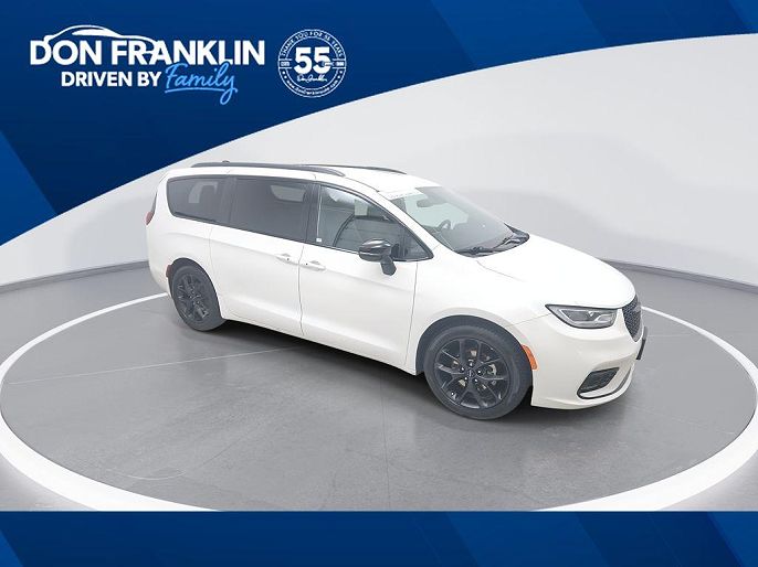 2024 Chrysler Pacifica