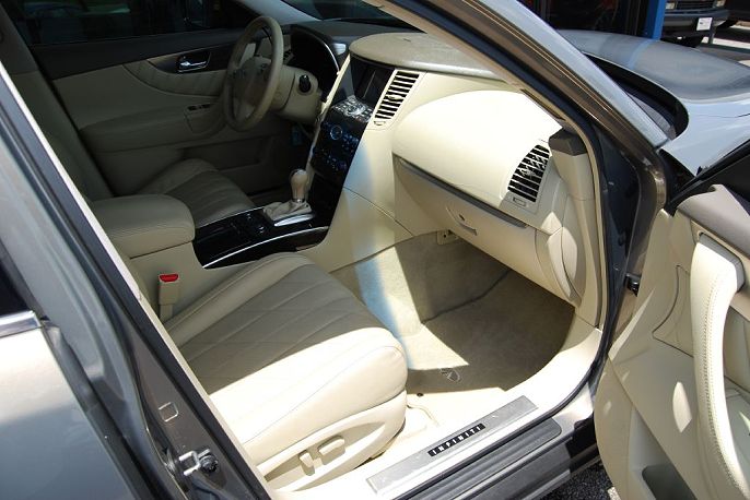 2010 Infiniti FX35
