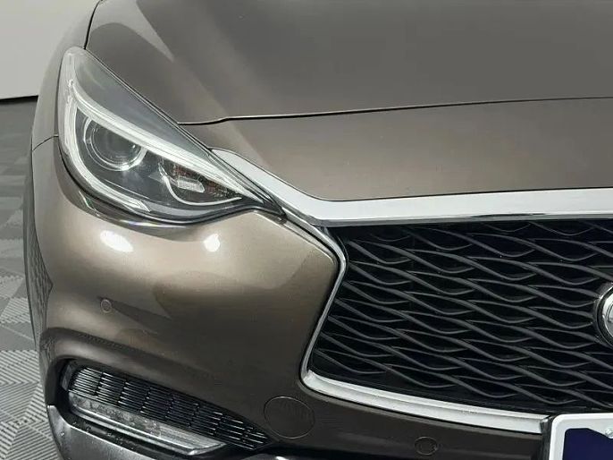 2017 Infiniti QX30