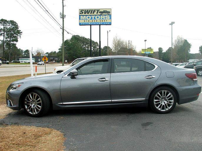2013 Lexus LS
