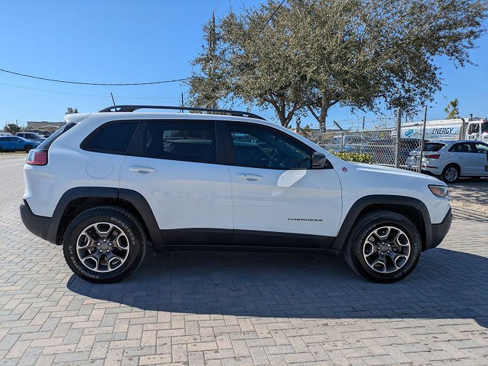 2020 Jeep Cherokee