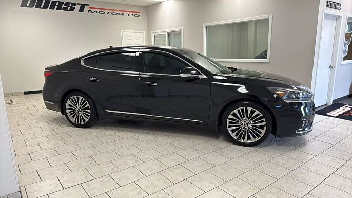 2017 Kia Cadenza