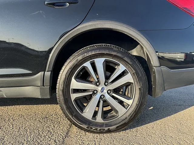 2019 Subaru Outback 2.5i Limited image 4