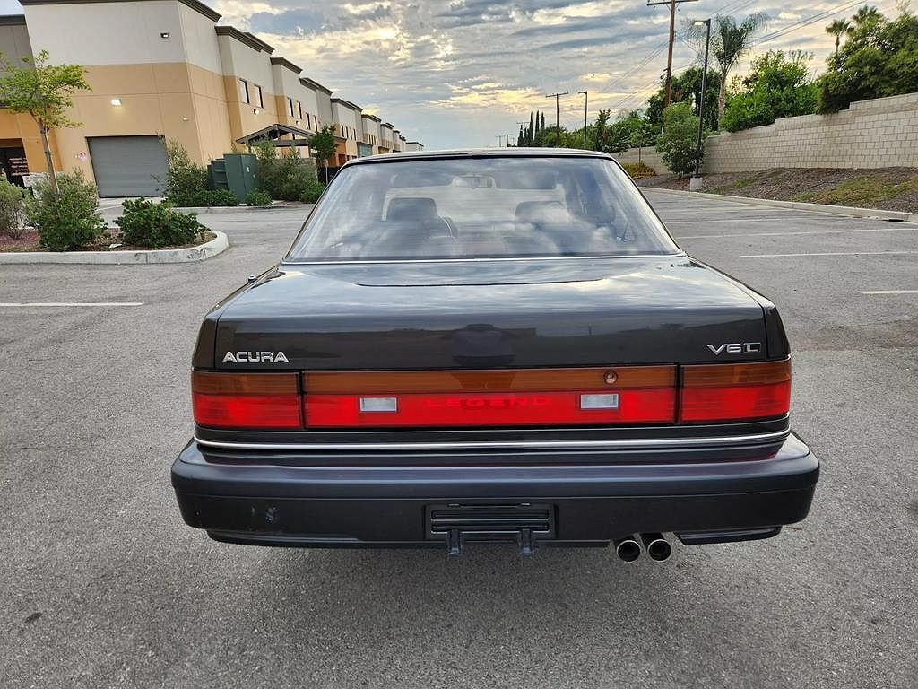 1990 Acura Legend L image 3