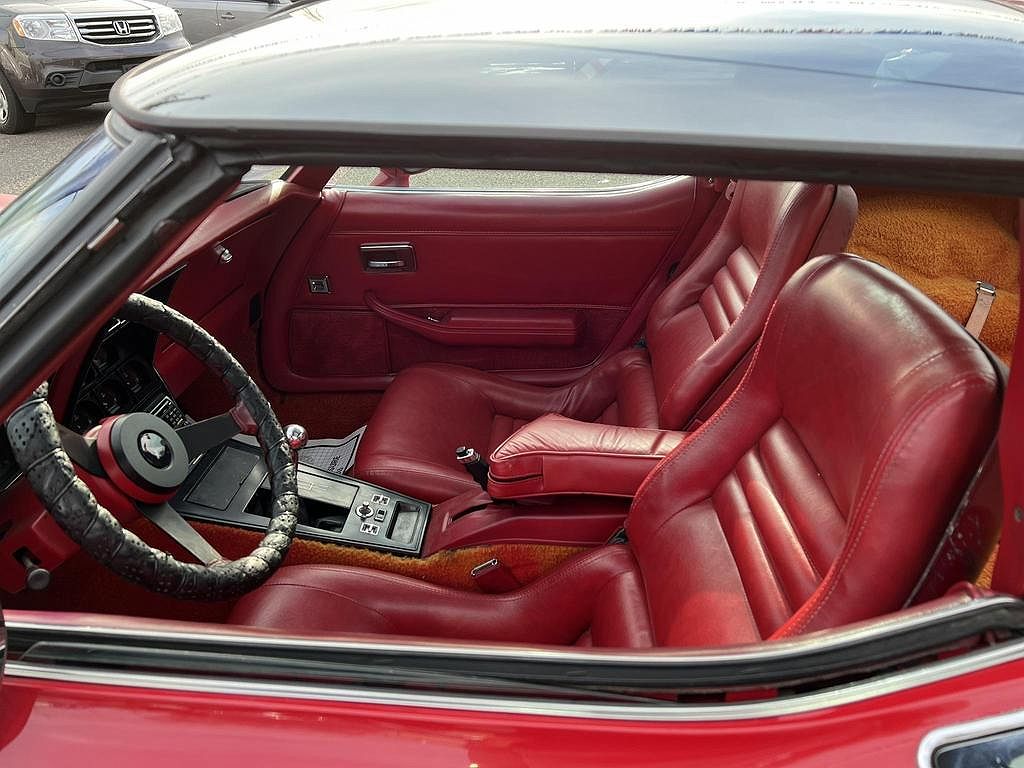 1981 Chevrolet Corvette null image 18